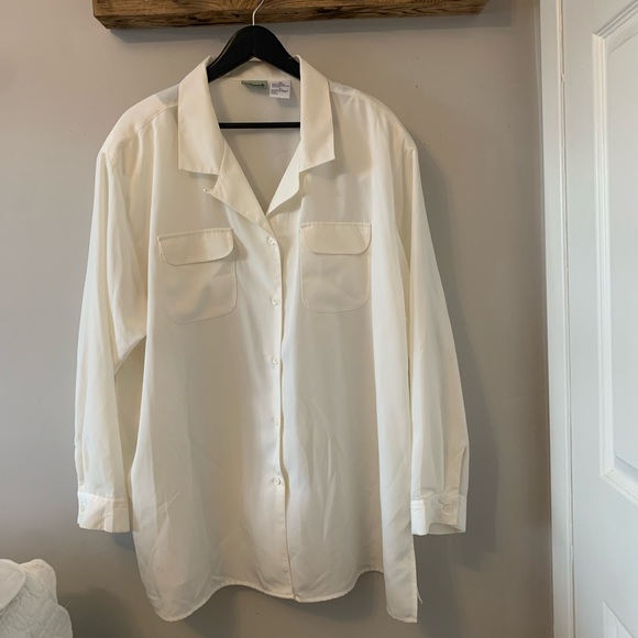 5.) NWOT Vintage Plus Size Button Down - Picture 1 of 6